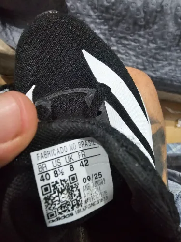 Tenis adidas