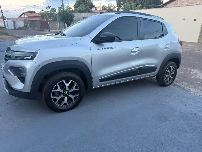 Renault Kwid Outsider 1.0 Flex 12V 5P Mec. 2023