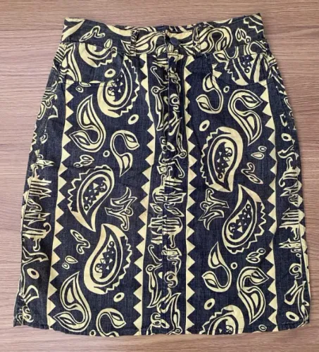 saia manga rosa evasê estampa paisley 40