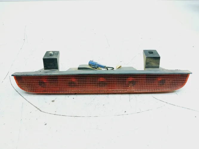 Luz Breaklight Gm Tracker 2.0 2008 2009 3581065d0