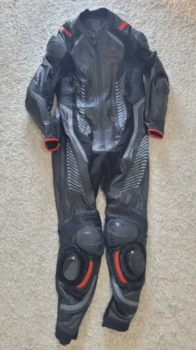 Macacão em Couro para Moto (novo)