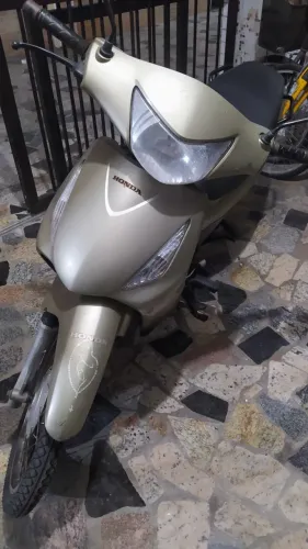 Moto biz 125