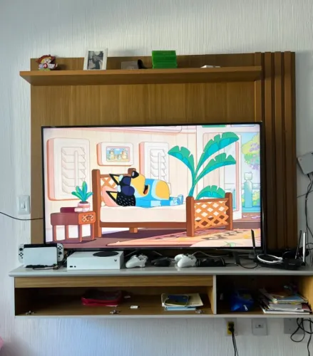 Painel Panamá p/ TV de até 60 Polegadas c/ Nicho Nature/Off White e Prateleira - Permóbili