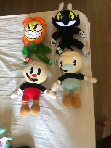 Cuphead pelúcias