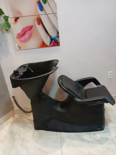 VENDO LAVATÓRIO DE CABELO