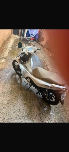 Biz 125 cc Branca