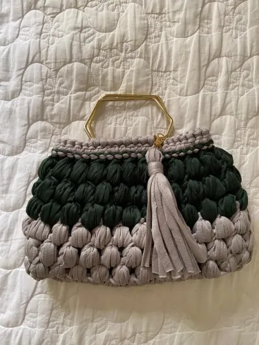 Bolsa em Crochê deslumbrante