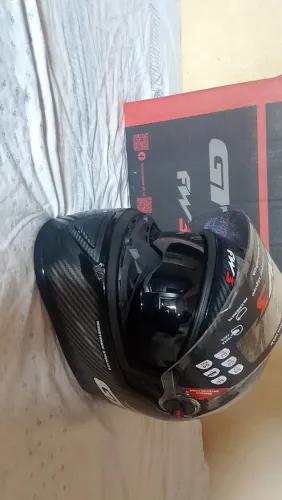 Capacete FW3 GTR carbon, com tudo