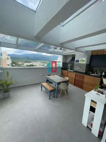 Recreio dos Bandeirantes | Cobertura 3 quartos, sendo 2 suites