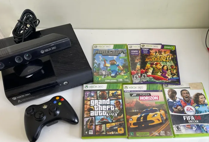 Xbox 360 controle + 4 Jogos