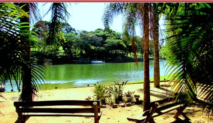 CASA A VENDA CONDOMINIO VELEIRO IBIUNA...