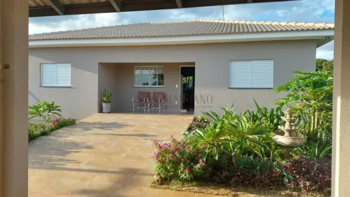 Chácara para venda com 4500 m² e 5 quartos em Bairro do Sessenta, Pederneiras - SP