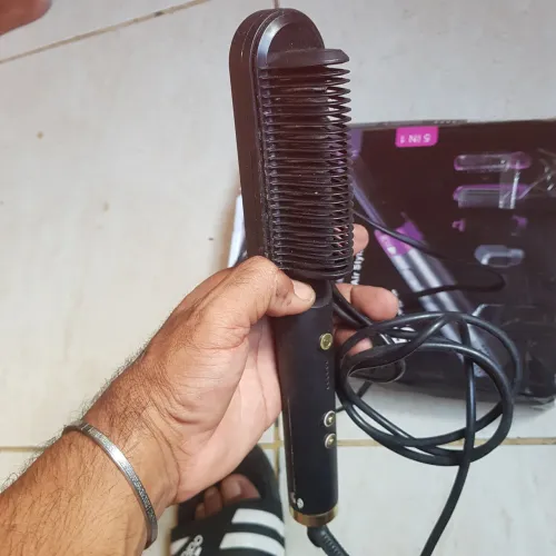 2 escovas elétrica um kit na caixa fucionando