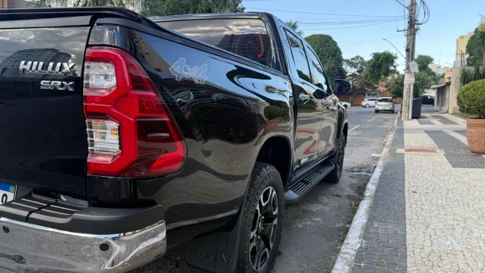 Toyota Hilux CD SRX 4X4 2.8 TDI 16V Diesel Aut. 2022