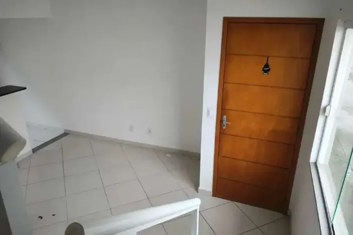 Imóvel para venda tem 59 metros quadrados com 2 quartos em Vista Alegre - São Gonçalo - RJ
