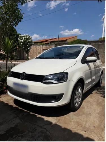 Volkswagen Fox 1.0 MI Total Flex 8V 5P 2014