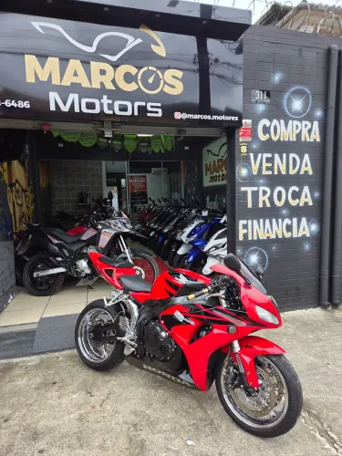 Honda Cbr 1000cc Aceitamos Financiamento
