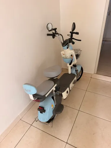 Scooter Yala 