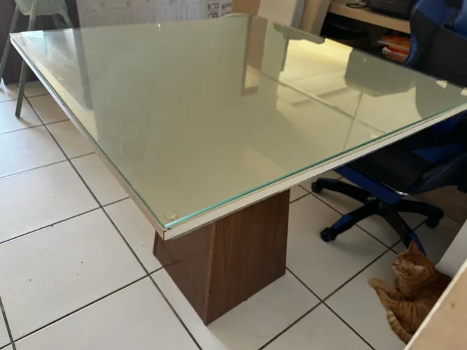 Mesa 4 lugares (4 cadeiras doação)