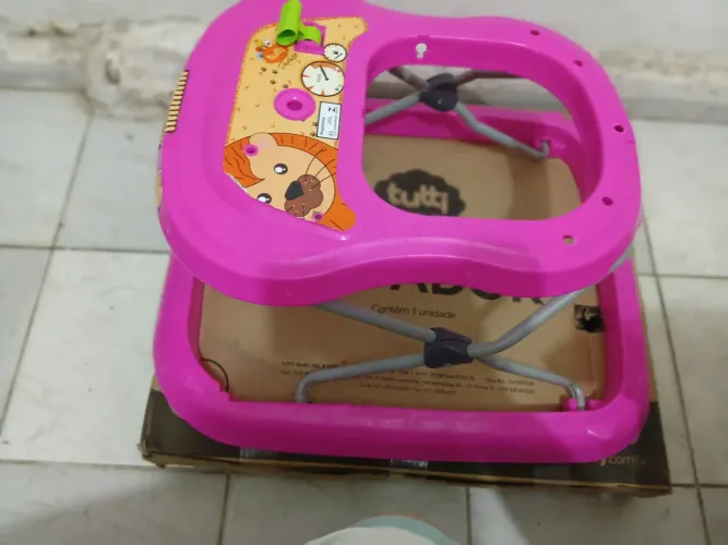 Andador infantil de Bebê musical princesa rosa Tutti baby