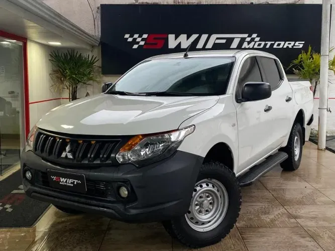 Mitsubishi L200 Triton Sport GL 2.4 Diesel 2022