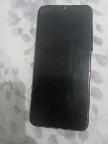 Celular no precinho
