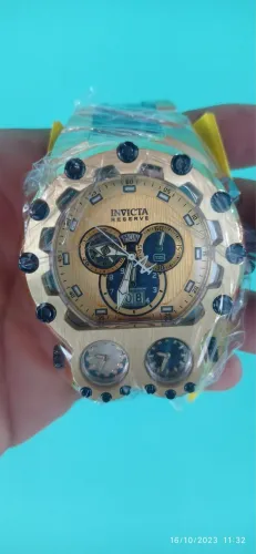 Relógio invicta edição especial