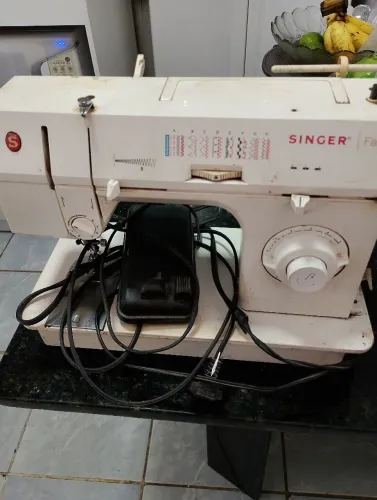 Máquina Singer