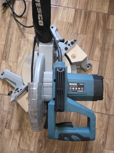 Serra Esquadria WESCO 1800W 255mm - Usada como Nova