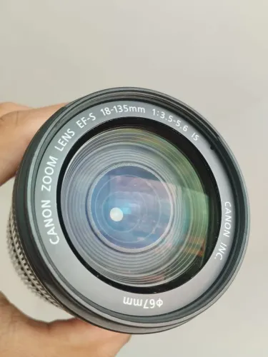 Lente EF-S 18-135mm 3.5-5.6 IS<br><br>