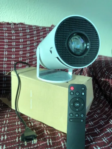 Vendo projetor 100$, pegando TUDO PERFEITAMENTE