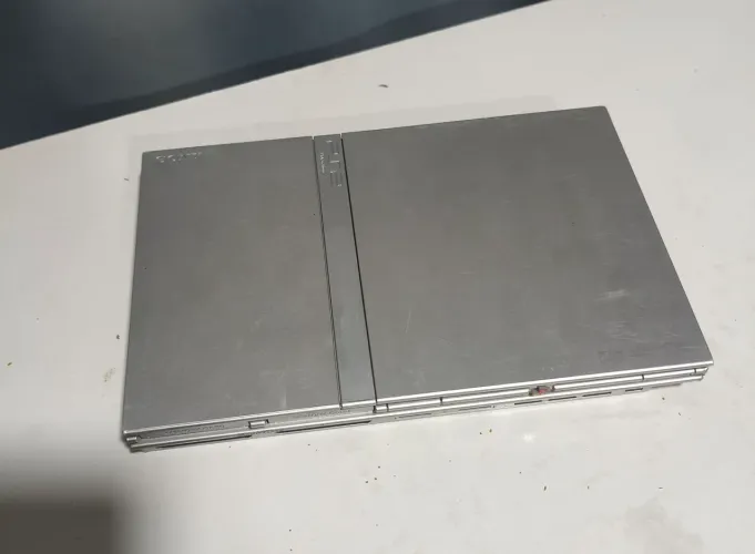 Playstation 2 prata (Leia a descrição)