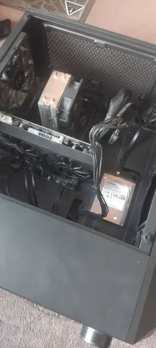 PC GAMER | Xeon 2650v4 | 16GB RAM | RX 580