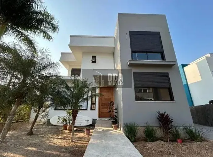Casa em Condomínio 4 Quartos Florianópolis - SC - Cachoeira do Bom Jesus