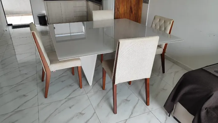 Vendo mesa herval 8 lugares 