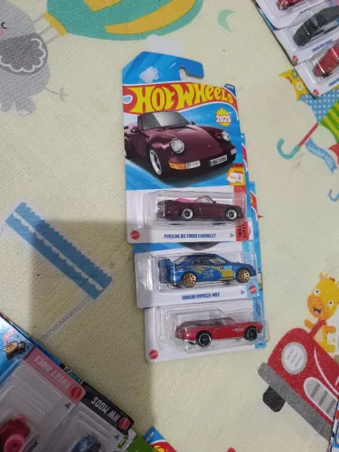 Hotwheels - Porche 911 Cabriolet+ Subari impureza+ BMW 507