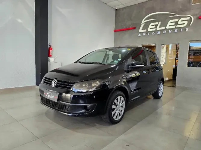 Volkswagen Fox 1.0 MI Total Flex 8V 5P 2013