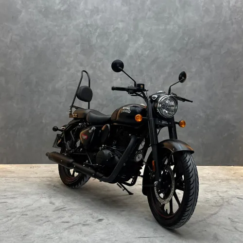 Royal Enfield Classic 350 Dark