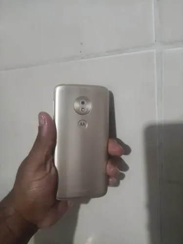 Moto G7 sem marcas ,todo original