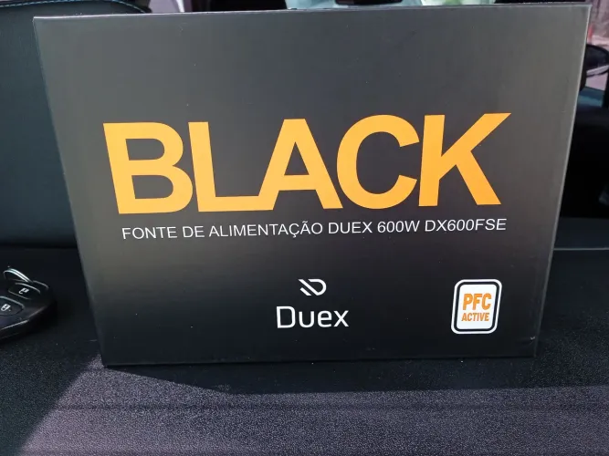 Fonte de alimentação real 600w<br><br>FONTE DE ALIMENTAÇÃO DUEX 600W DX600FSE<br><br>Duex<br><br>PFC ACTIVE
