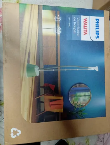 Vaporizador de roupas Philips Walita STE1010 vertical