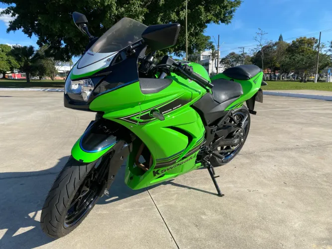 Kawasaki ninja 250r special edition 2012