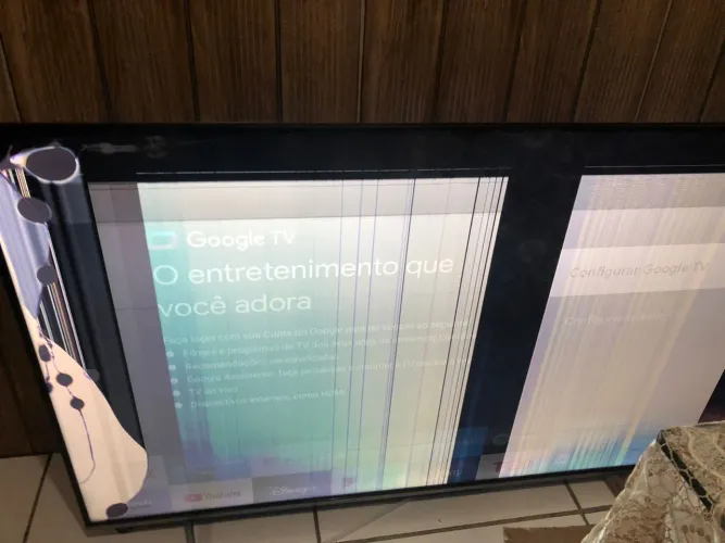 Tv nova 70 polegadas porém display quebrado