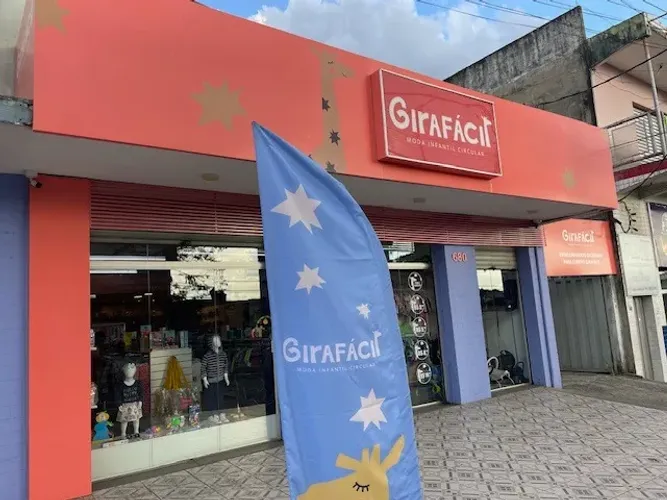 VENDA LOJA DE MODA CIRCULAR DE ROUPAS E ARTIGOS INFANTIS 