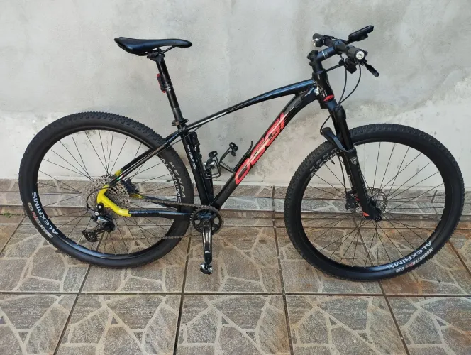 Oggi 7.3 aro 29 - 12v Shimano