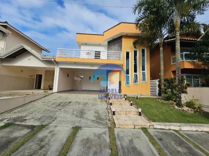 Sobrado com piscina com 4 Quartos à venda em Condomínio- Residencial Três Marias - Peruíbe