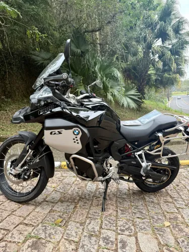 F900 adventure Plus