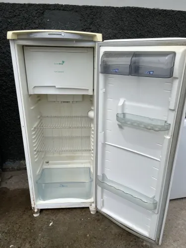 Geladeira Consul Frost free funcionando