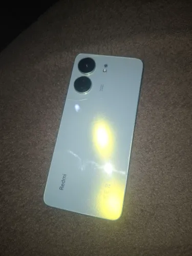 REDMI 13C com 4GB Ram & 128 de Armazenamento