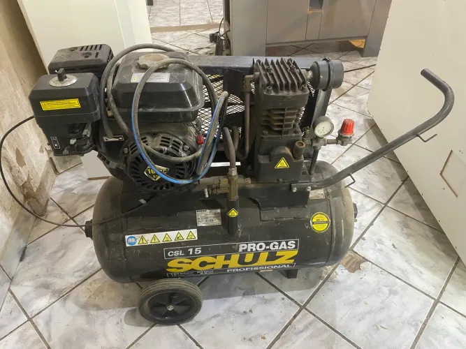 Compressor de Ar Schulz PRO-GAS CSL 15 - 80 Litros - Motor a Gasolina